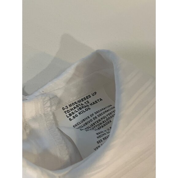 Baby White Striped Romper With Matching Hat 0-3 Months Button Closure Short Slee - Picture 4 of 7